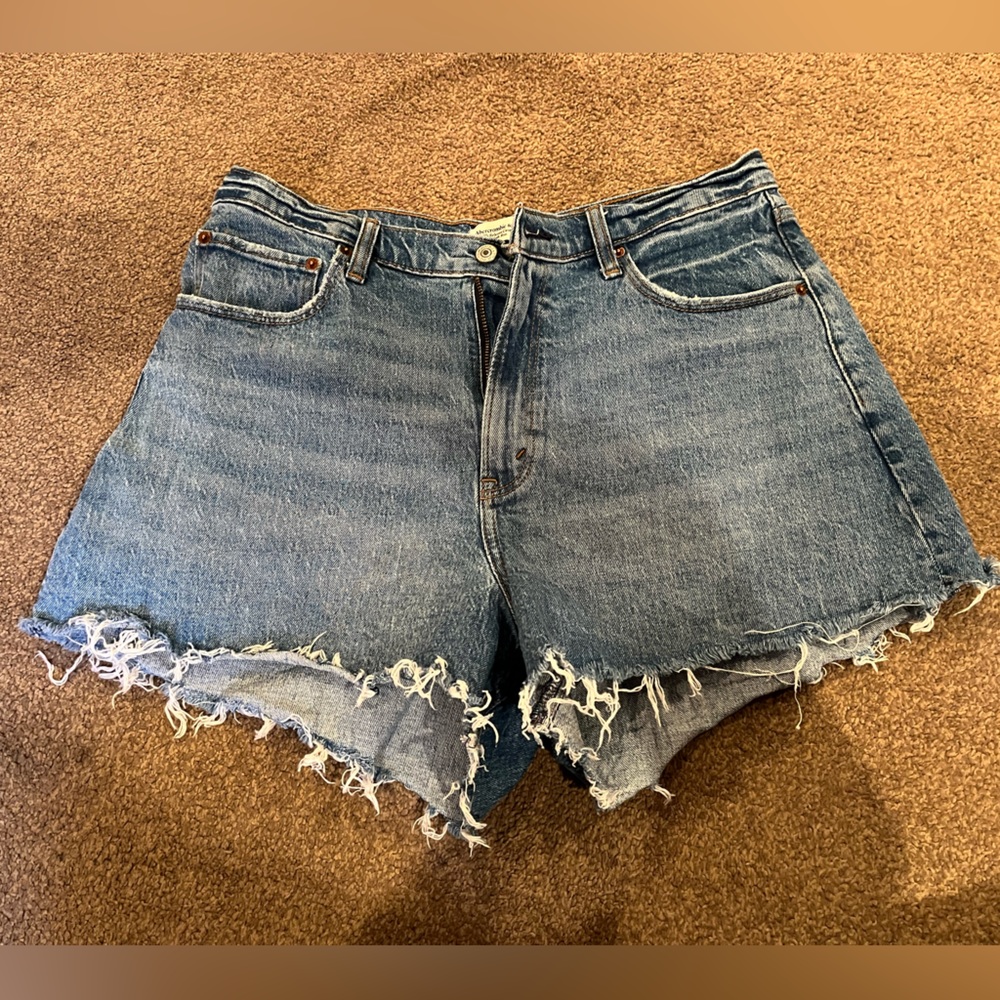 Abercrombie & Fitch curve love jean shorts